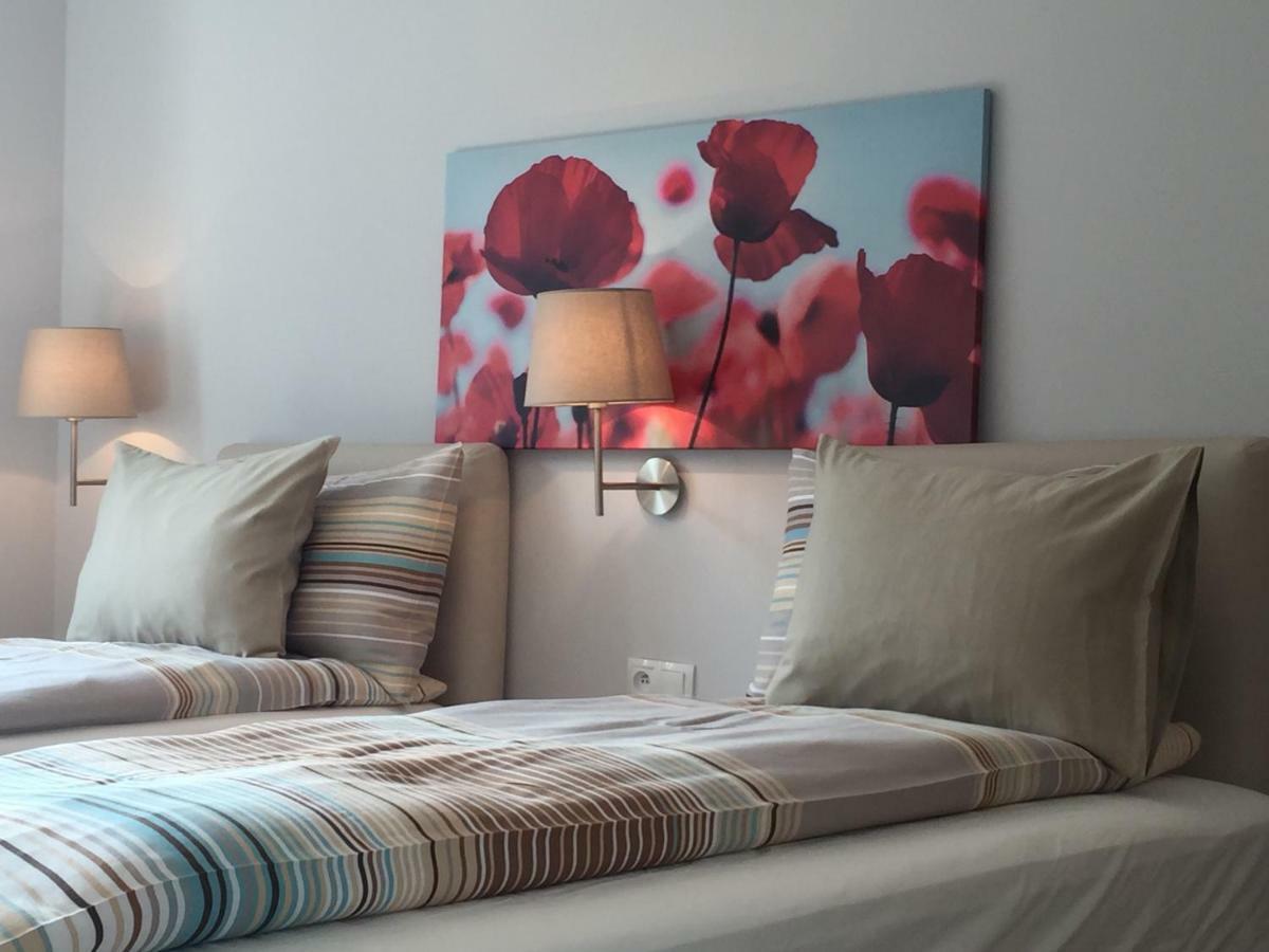 Marcelin Apartments بوزنان المظهر الخارجي الصورة